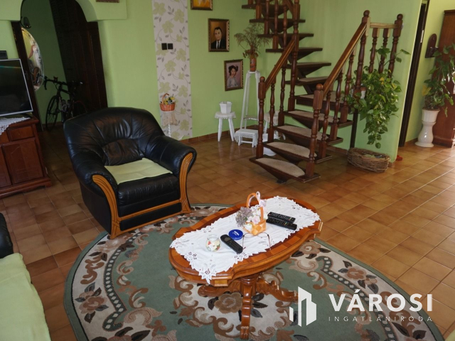 12 szobás apartman a Várfürdő közelében!