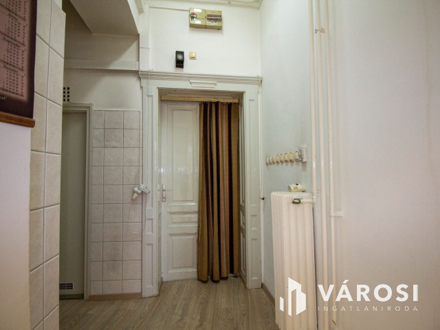 Andrássy úti üzlethelyiség vagy lakás ?