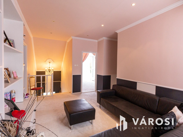 Mindszent központjától 5 perc sétára.