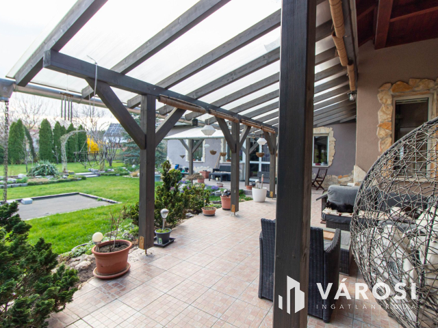 Igényes családi otthon Herceghalmon