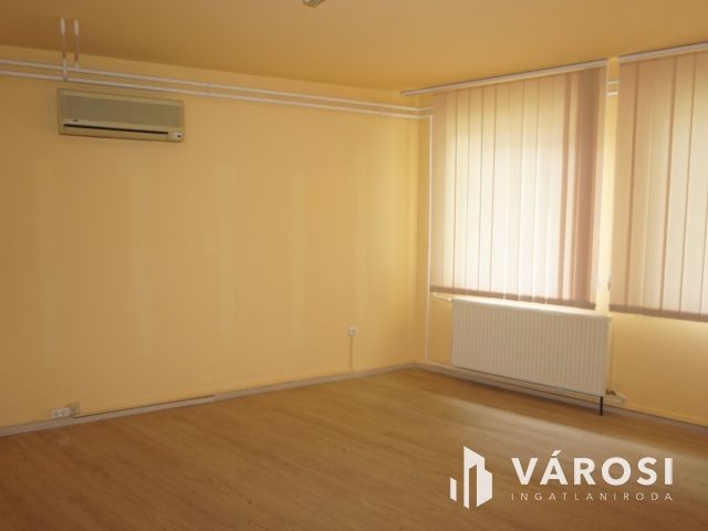 Fiatalos irodaház hosszú távra kiadó!