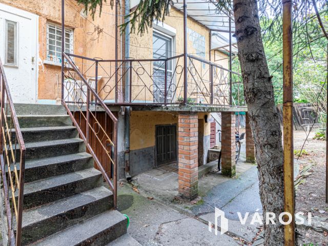 Eladó ház Szőreg egyik legmagasabb pontján!