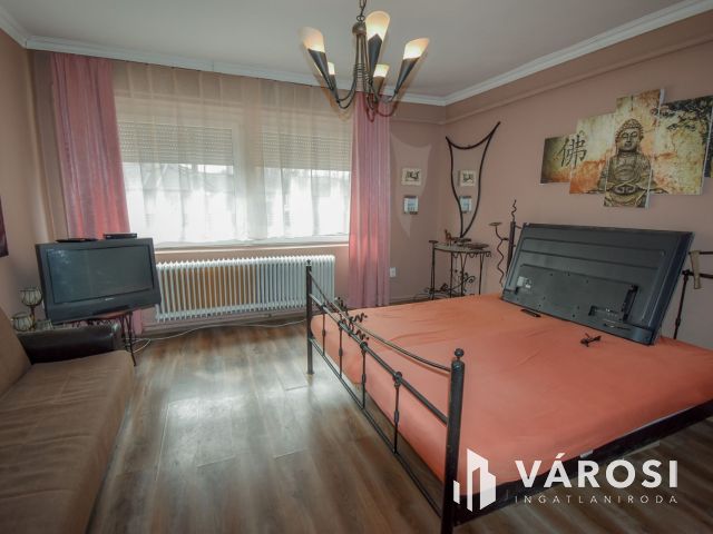 Családi ház Téten