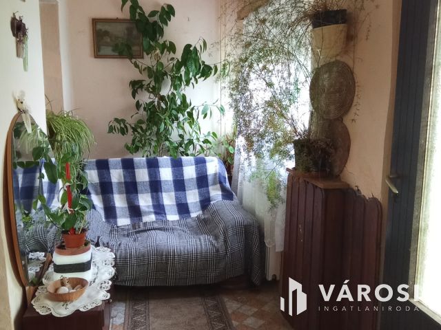 3 szobás ház, Csényén