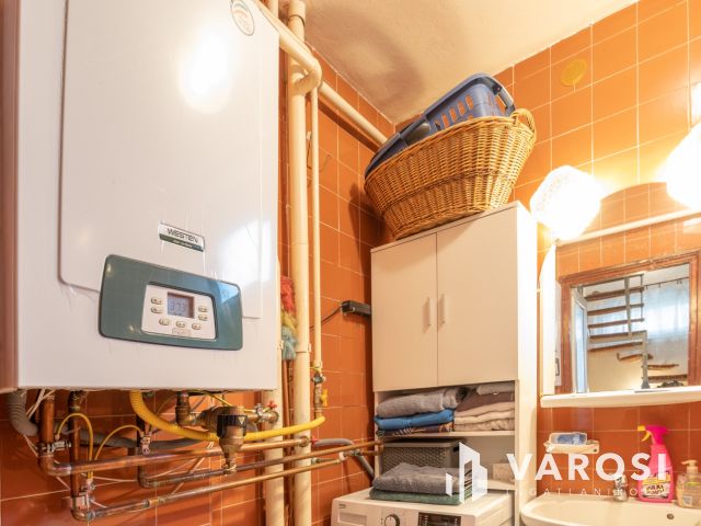 Kétgenerációs 6 szobás családi ház Szőregen