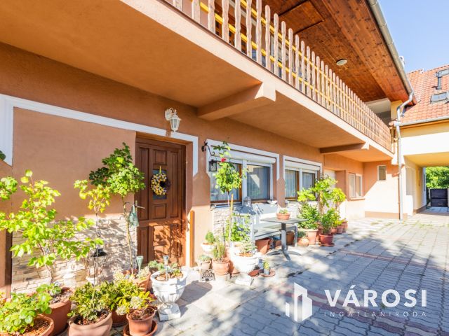 Tökéletes otthon a Kastélykert és a Várfürdő szomszédságában