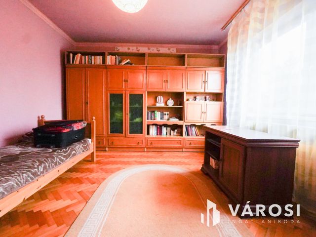 Többgenerációs családi ház Heréden!