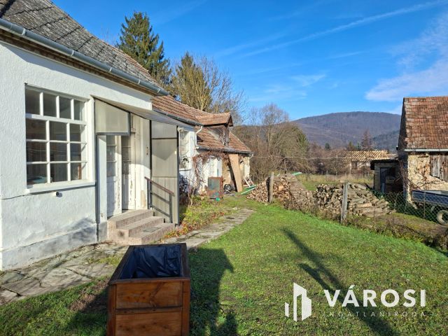 Patakparti kisház + megosztható telek = Bakonybéli nyerő lap