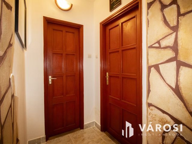 Szép és szuper jó családi ház Gyulaváriban