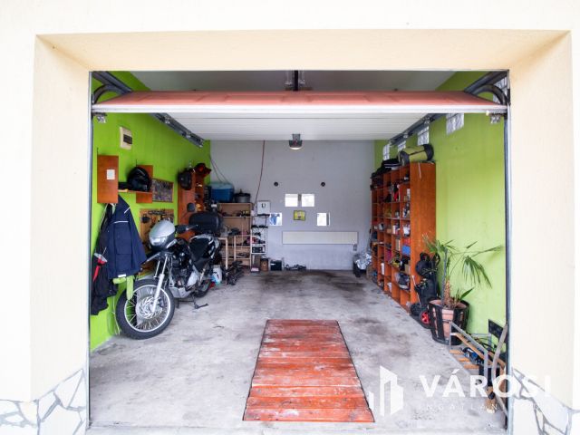 Szép és szuper jó családi ház Gyulaváriban