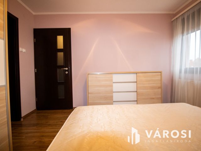 Modern lakás teljes bútorzattal