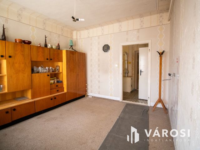 Nagy ház, jó elrendezés Kétsopronyban