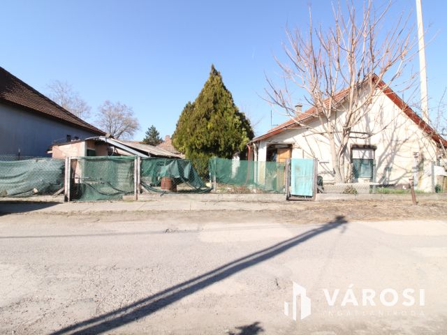 Felújítandó vályogház kíváló helyen