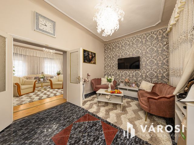 Sarki telek, vagy családi ház